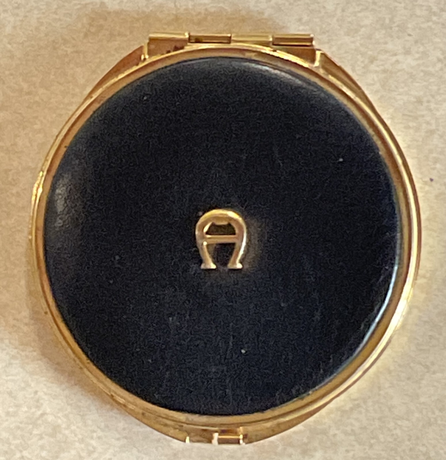 Picture 1 of 5