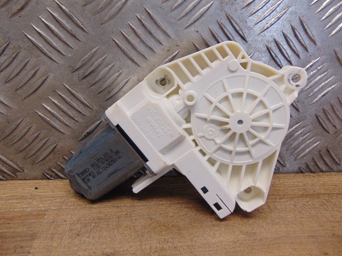 VW Sharan 7N II Fensterhebermotor Motor Fensterheber vorne links 8K0959801B