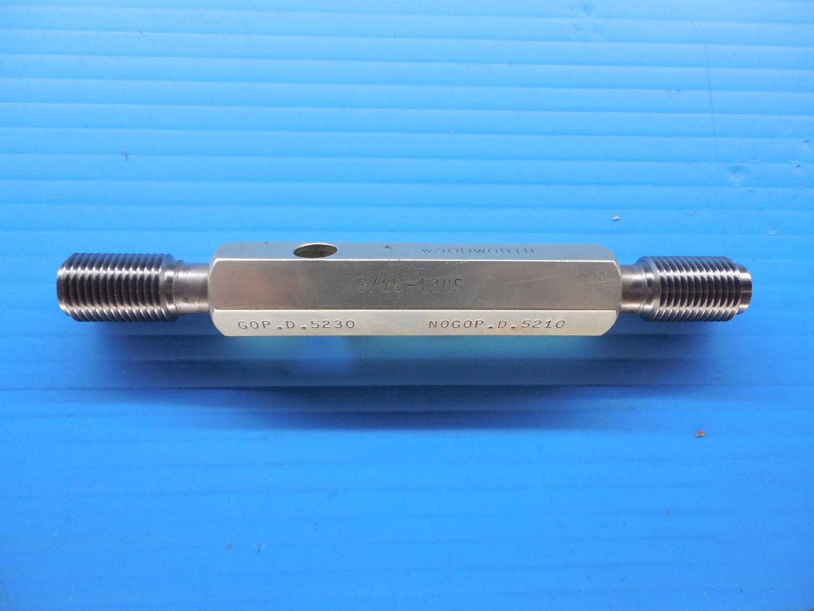 5/8 18 NF SET THREAD PLUG GAGES .625 GO NO GO P.D.S = .5870 & .5840 ...