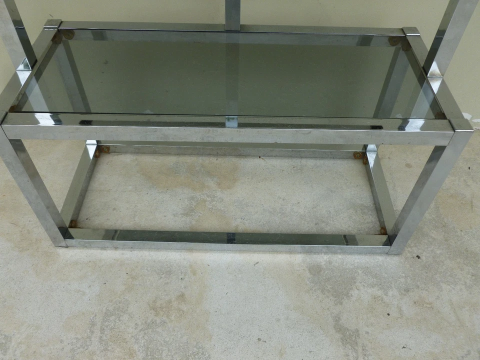 PAIR OF MOD SPACE AGE CHROMED ALUMINIUM RECTANGULAR CUBED ETAGERES (1/4 P) - Image 4 of 4