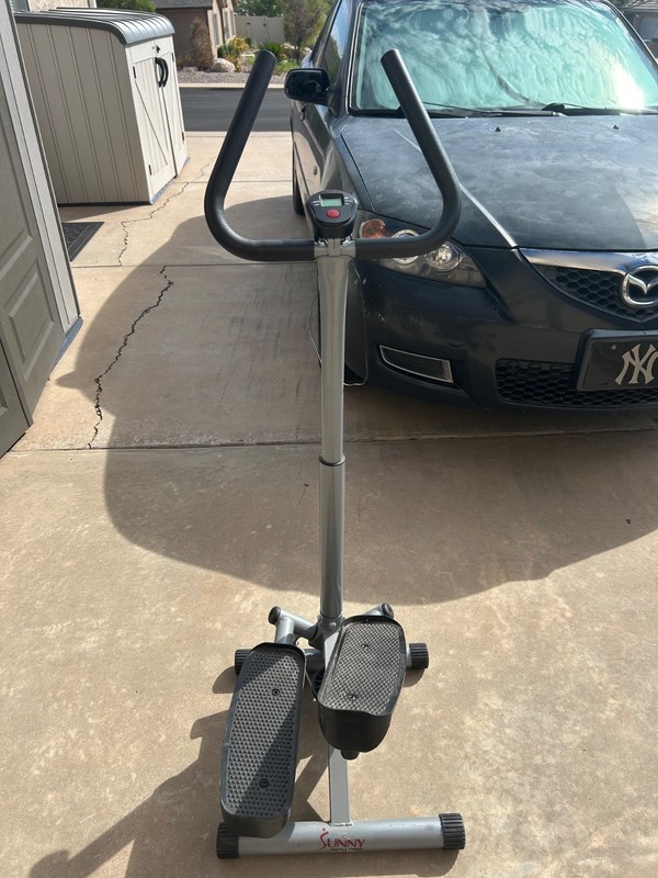 Sunny Health & Fitness Elliptical