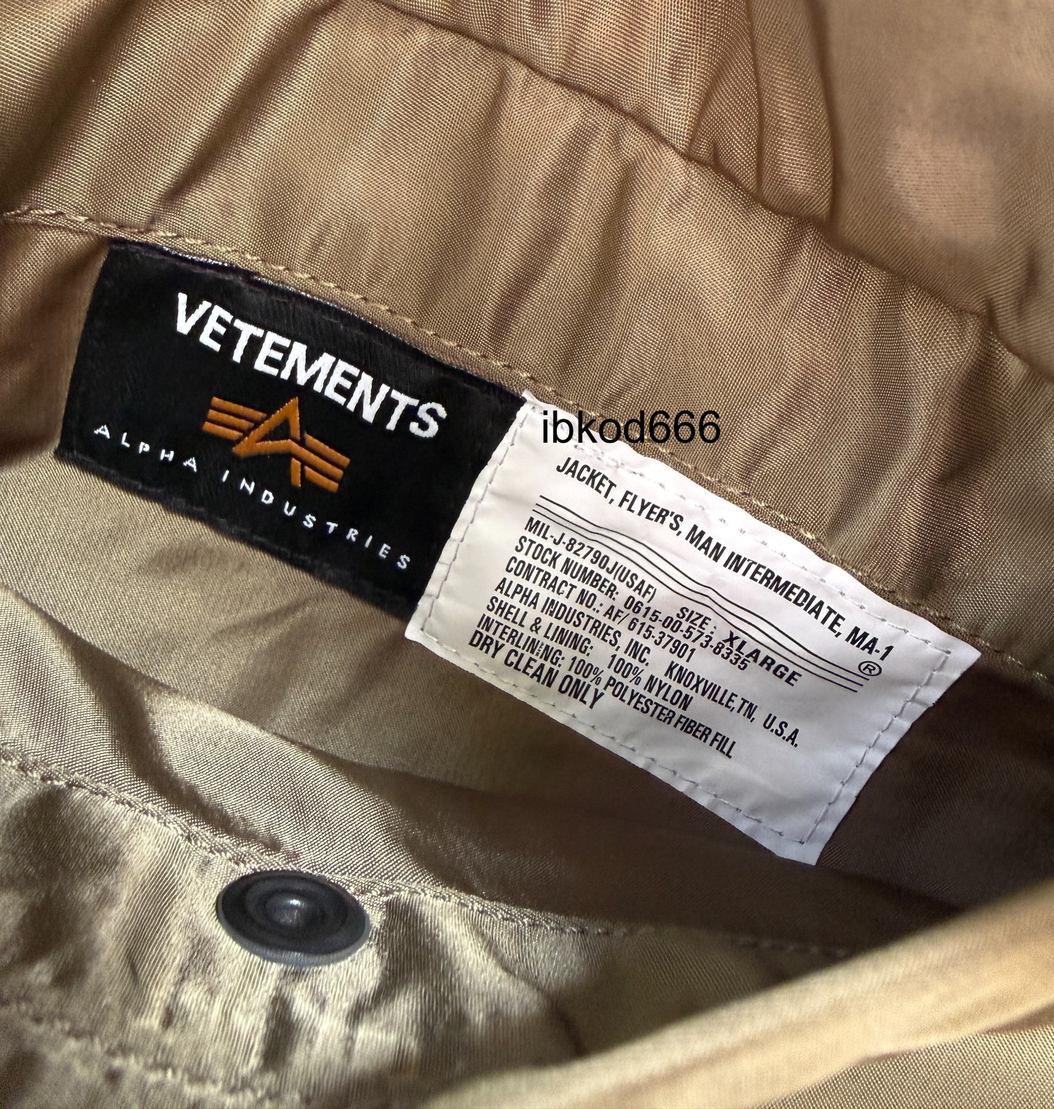 Vetements X Alpha Industries Reversible Green/Orange Bomber Jacket image 7