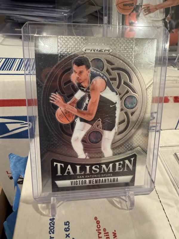 Victor Wembanyama 2024-25 Panini Prizm NBA Talismen #10