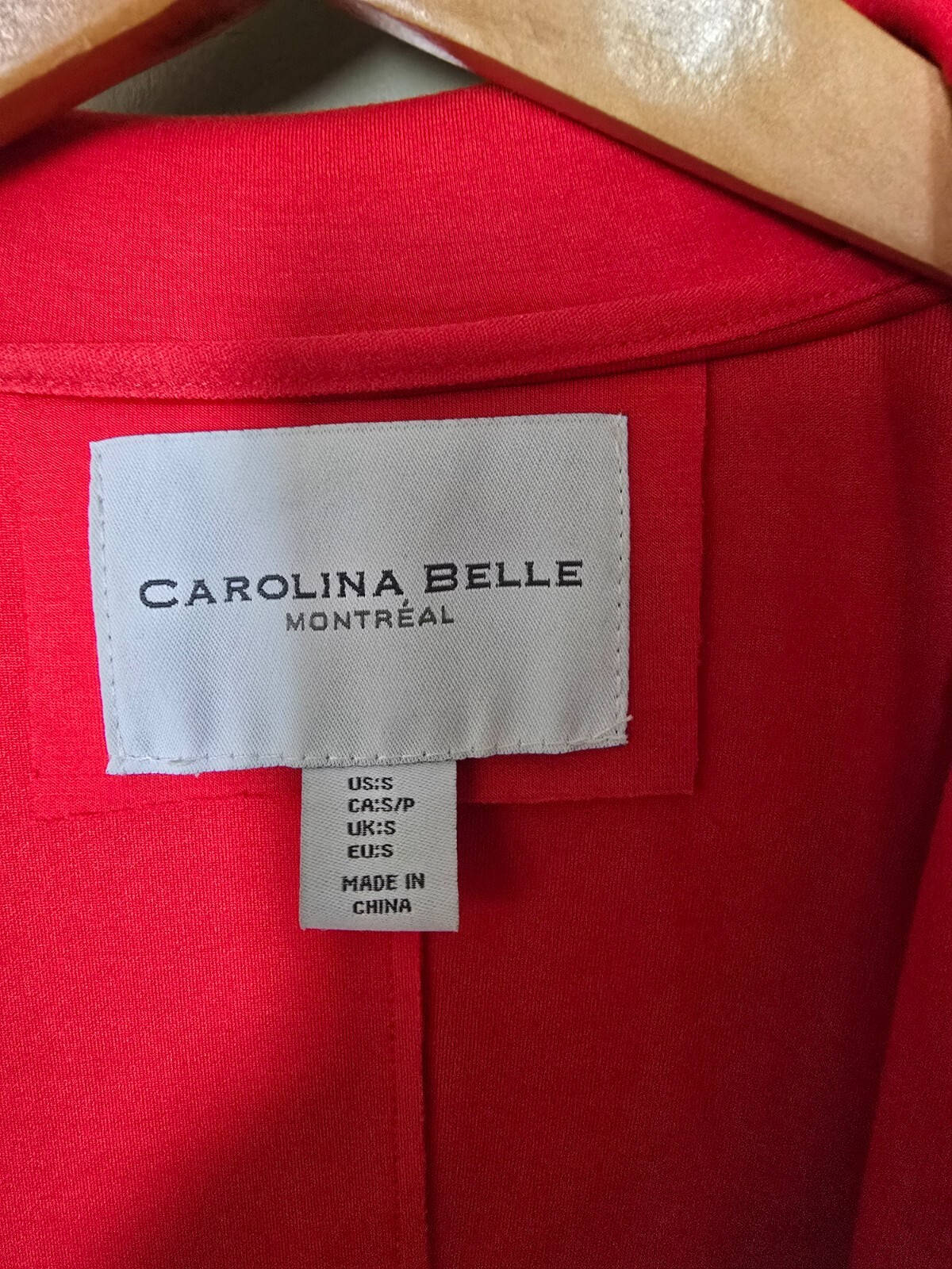 women's bright red two-button lightweight coat - image 4