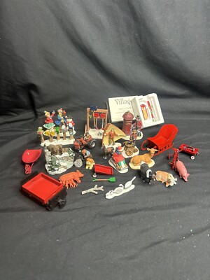 Array of LEMAX Miniature Figurines - Train-yard Christmas Decoration