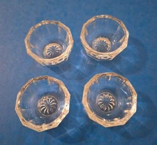 Vintage Salt Cellars Set Of 4 Clear Glass Cups Bowls Starburst Design