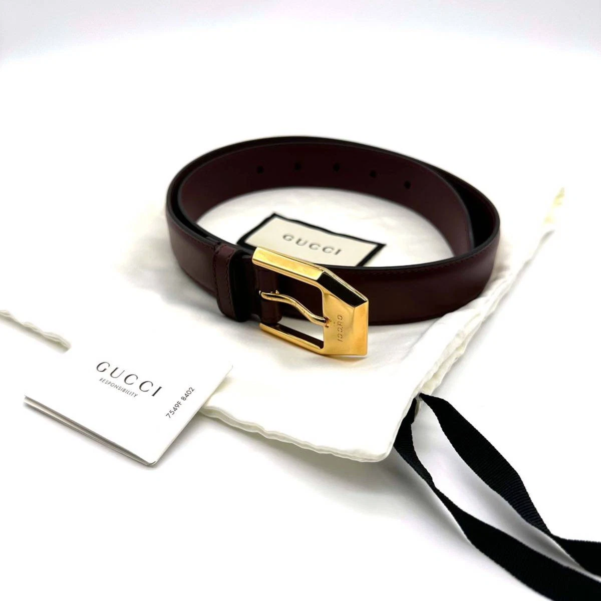 Gucci Ceinture Cuir 75cm/30in Carrée Boucle Dorée Occasion Excellent État