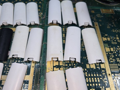 Nintendo 23-EXACT-Worn-Dirty-Intact Wii Controller Battery Covers -PARTS-READ - Picture 8 of 20