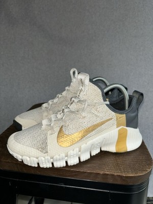 Nike Free Metcon 3 CJ6314-170 Women US 7 Training Shoes Light Orewood Sneaker