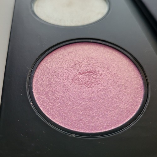 Paleta iluminadora extrema Kat Von D METAL CRUSH Helix Roseshock imperfecto difícil de encontrar - Imagen 7 de 11