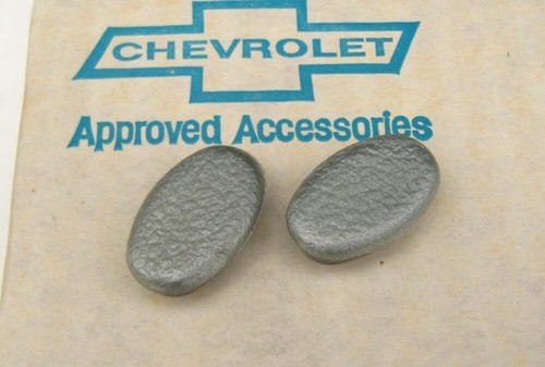 68-72 Chevelle Nova Cutlass Impala NOS GM Silver/Gray Door Plugs 69 70 71 LeMans