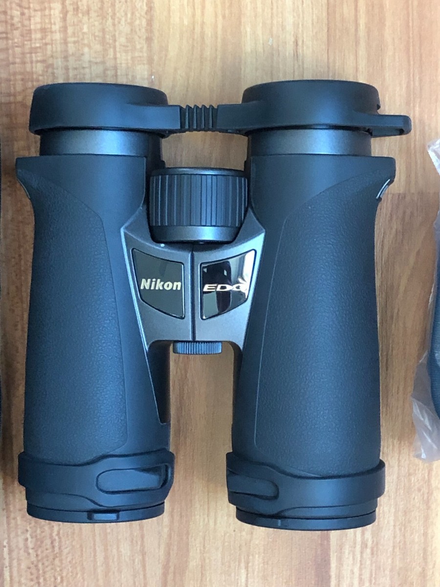 Nikon EDG II 8x42 Binoculars Case Strap Lens Caps - Pristine Nikon EDG II 8x42 Binoculars Case Strap Lens Caps - Pristine