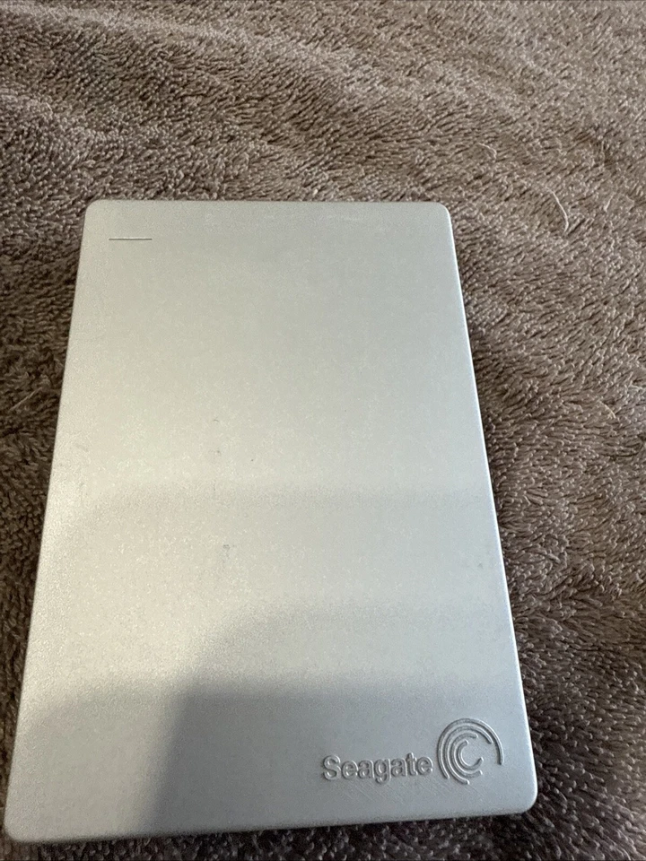Seagate Expansion Desktop Hard Drive 1K9APA-500 1.5 TB - Image 2 of 4