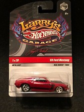 Hot Wheels Larry's Garage '69 Ford Mustang 1/20 - 2009 N9045