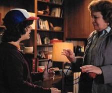 * CATHERINE CURTIN * signed autographed 8x10 photo * STRANGER THINGS * 3