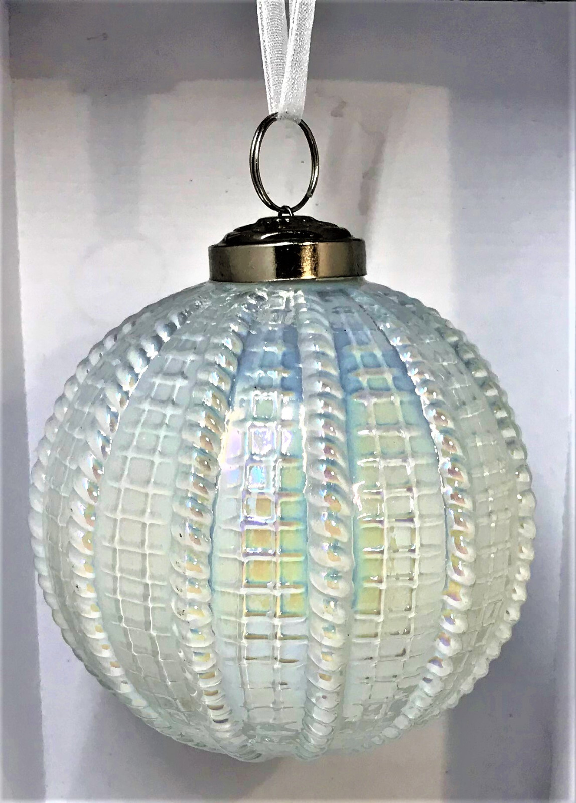 Tinsel & Fir SET OF 4 Christmas Pearl White Iridescent Jumbo GLASS