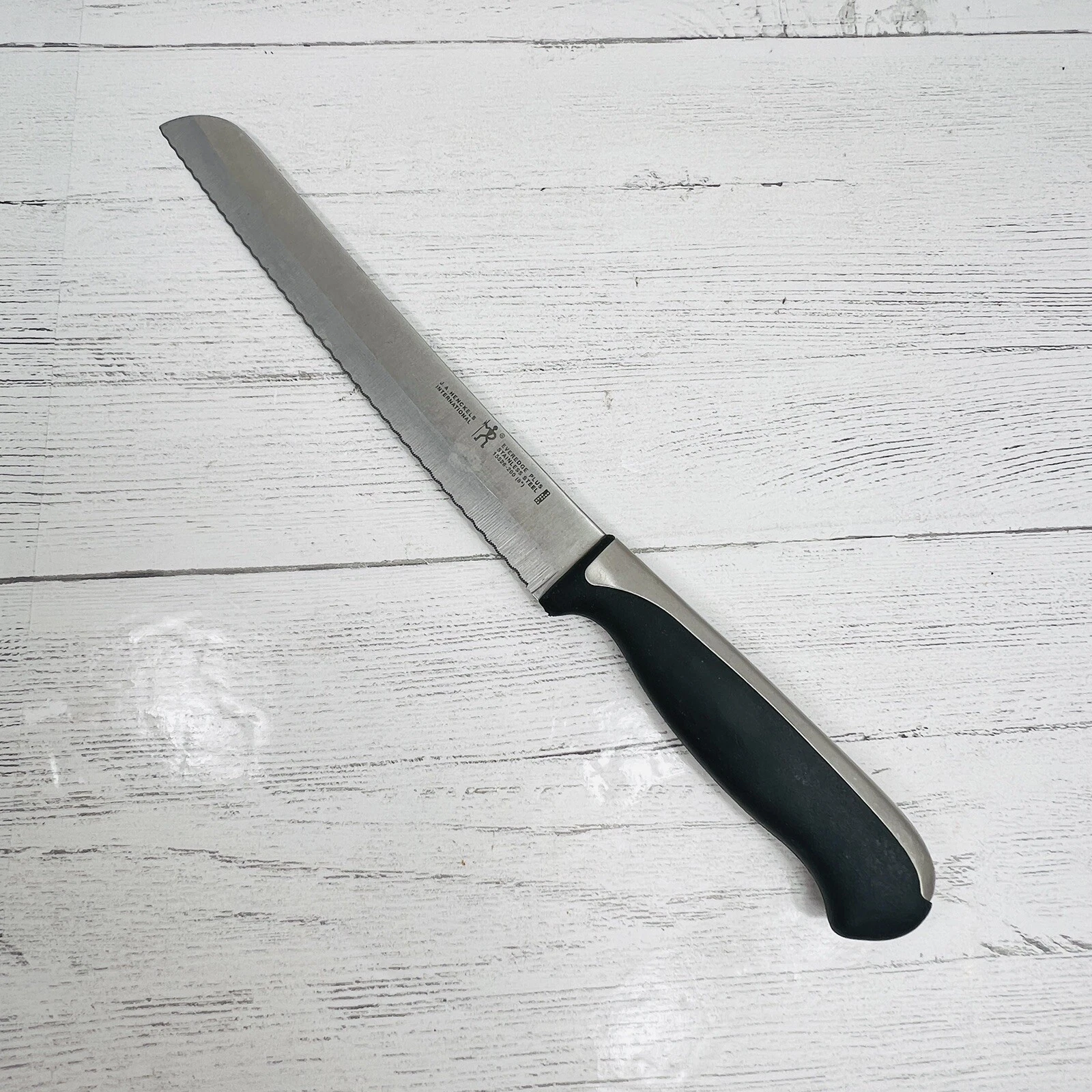 JA Henckels EverEdge Plus 8 Inch Serrated Bread Knife Stainless Steel 15526-200