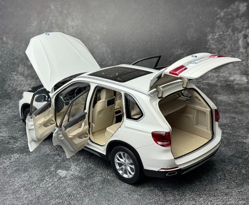 Paragon 1/18 Scale BMW X5 F15 SUV White Diecast Car Model Toy Gift NIB - Picture 8 of 9