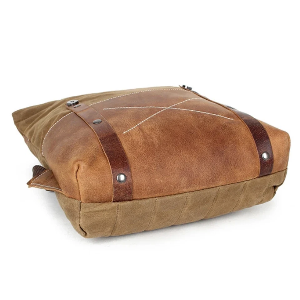 Mochila duradera de lona encerada con cuero Foto 4 de 4