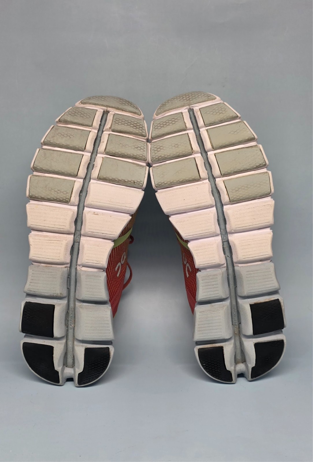 ON CLOUD Cloudflow Swiss Engineering Running Snea… - image 7