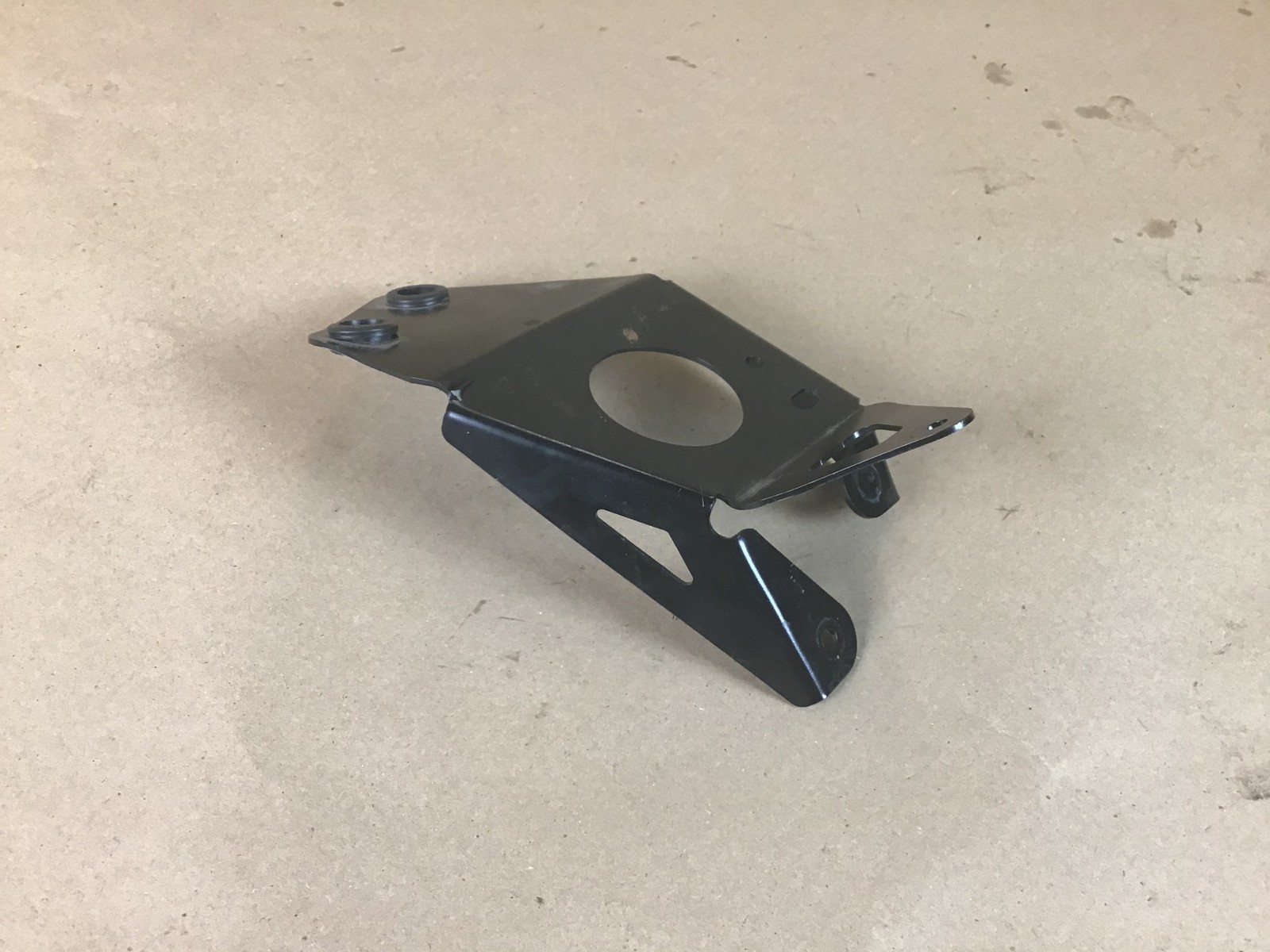 McLaren 650S Can-Am 2015-2017 Rear Right Support bracket