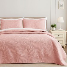 Lightweight Blush Pink Queen Quilt Bedding Set, Soft Microfiber Coverlet