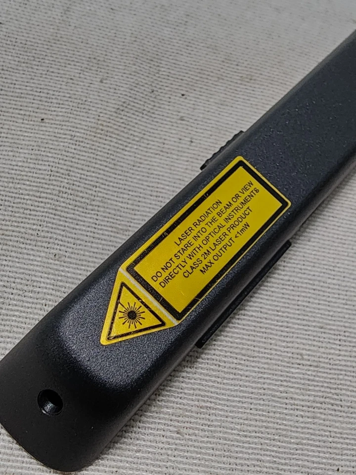 Clicker de presentación recargable láser rojo Norwii N75 con puntero de luz Foto 4 de 4