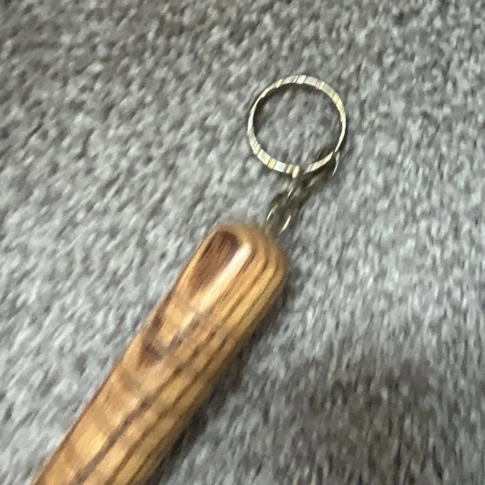 Llavero de madera masajeador 19" mango rascador trasero madera en forma de mano de latón vintage Foto 3 de 4