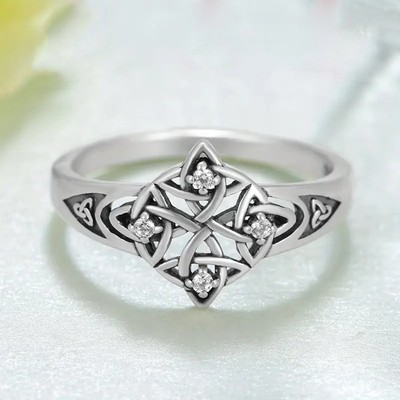 Fabelhafter thailändischer Silber Cellet Trinity Ring ergänzt mühelos jede Kl