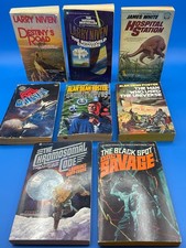 Lot of 8 Sci-Fi/Fantasy Paperback Novels - Alan Dean Foster, Larry Niven, etc.