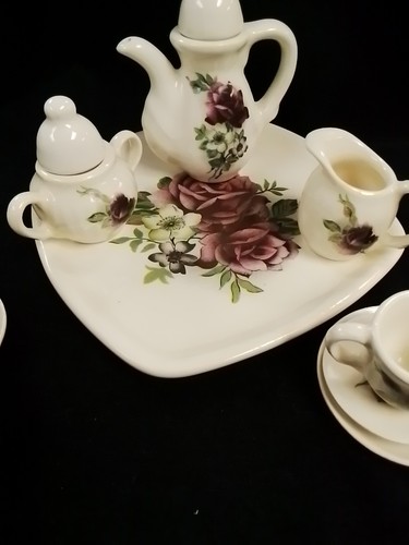 formalities by baum bros tea set Victorian Purple Rose Collection  - Picture 2 of 3