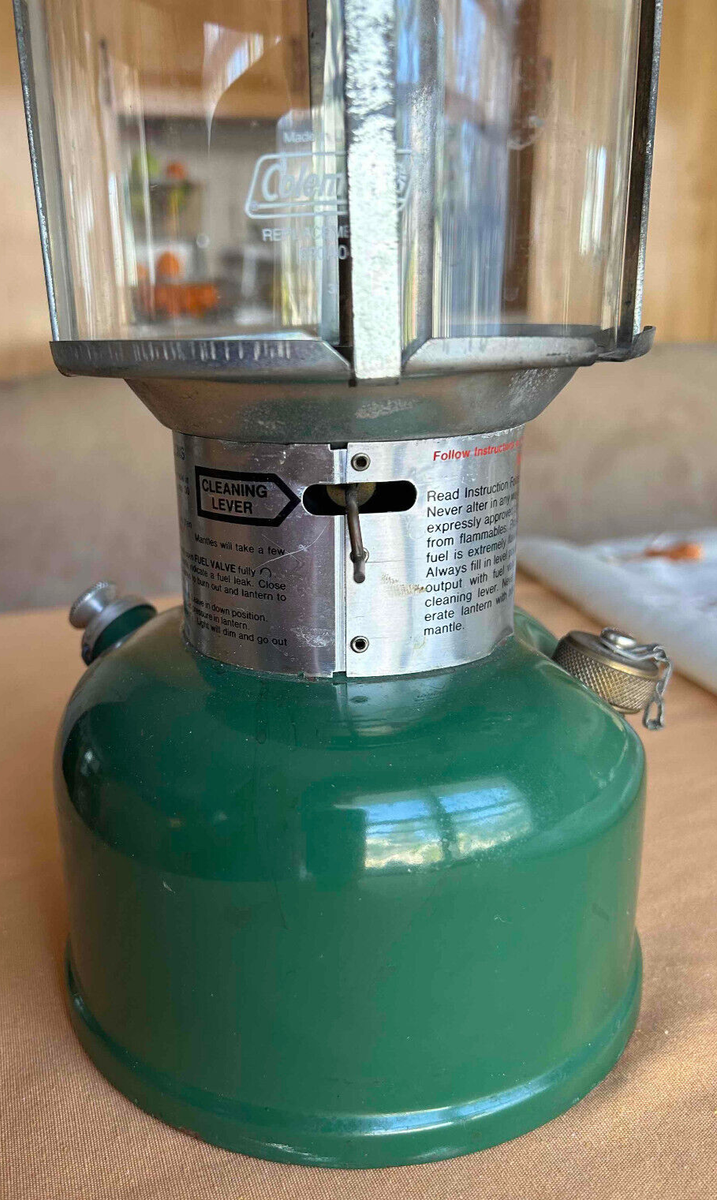 コ－ルマン　ランタン　220K195 Vintage Coleman 2 Mantle Lantern Model 220K 220k195 for sale