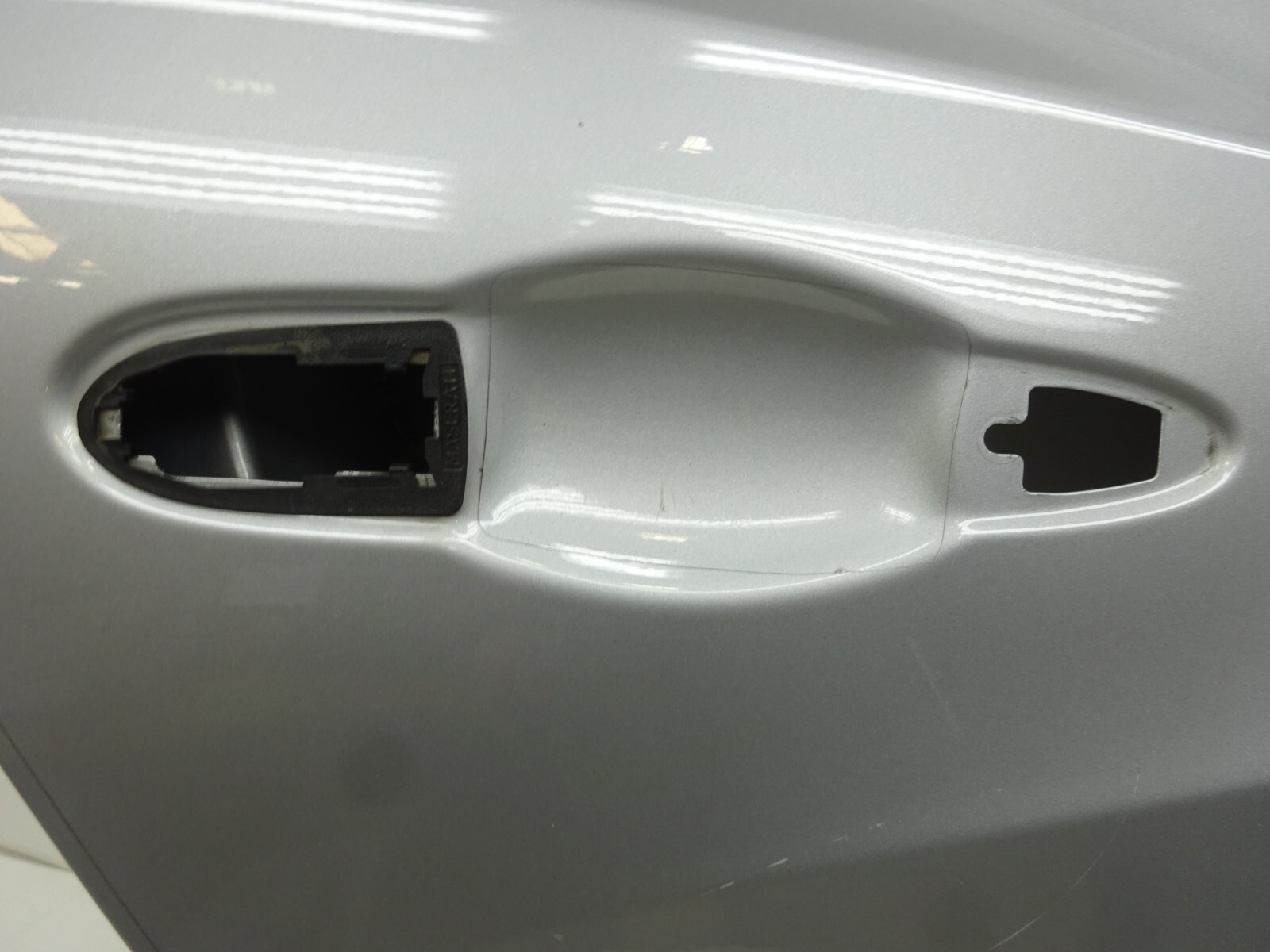 2014-2019 Maserati Ghibli Rear Right Passenger Door Shell Silver OEM DE230875