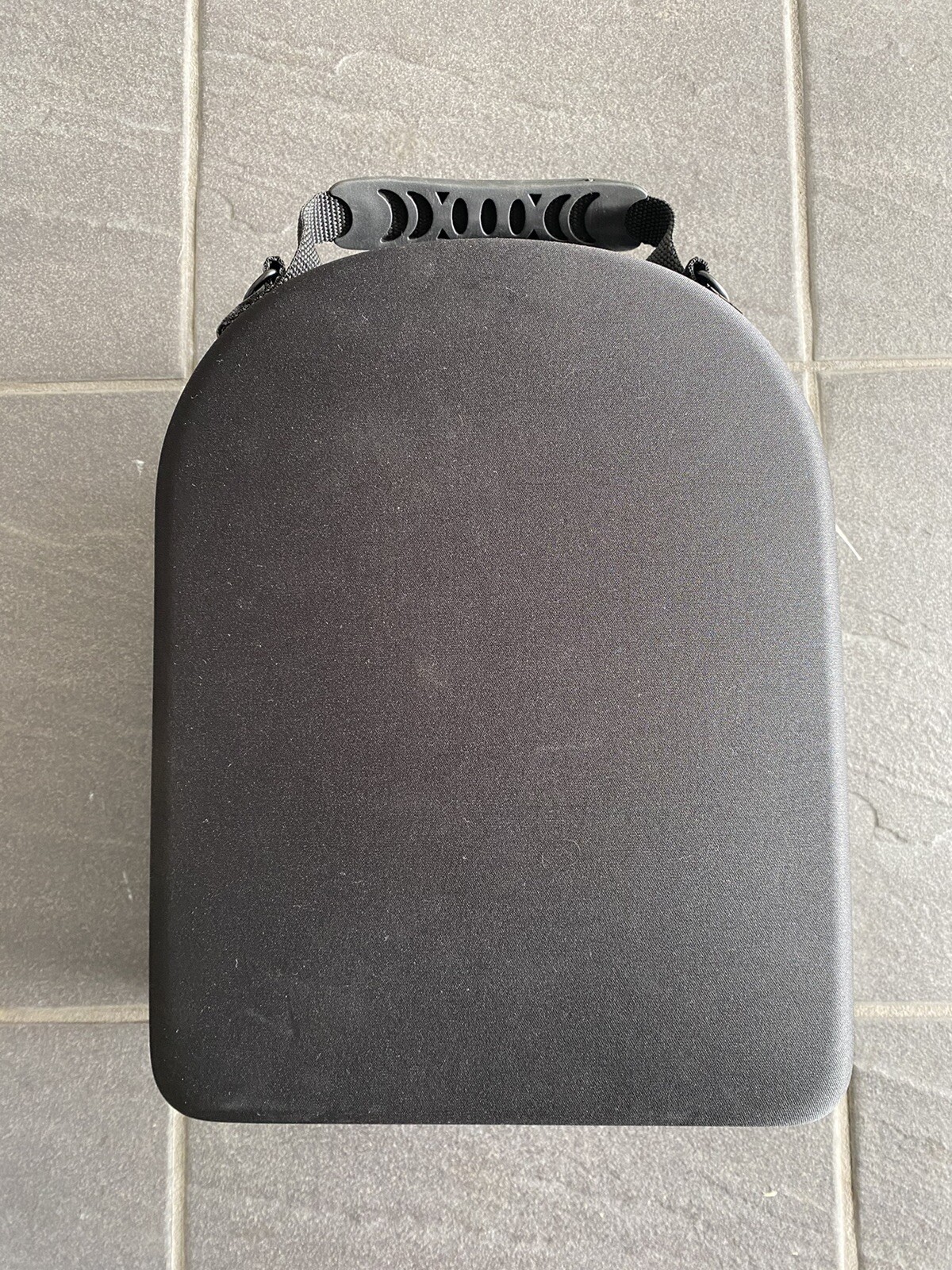 Picture 2 of 15