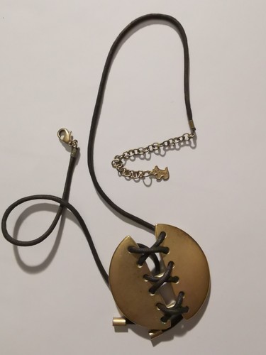 Découvrez le collier-ceinture Agatha Paris: rentrée 2025