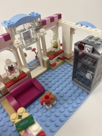LEGO FRIENDS: Heartlake Cupcake Cafe (41119) COMPLETE- Instructions