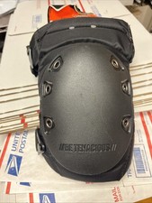 Ergodyne 435 Knee Pad, Hard Shell, Gel, Foam Pad, Rubber Cap, Buckle Closure, 2