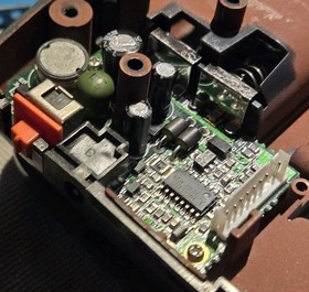 SEGA Game Gear Restored - Recapped, New Glass Lens, Tested