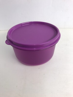 TUPPERWARE 14 oz Fuchsia Serving Center Dip Bowl With Lid 1667 NEW ...