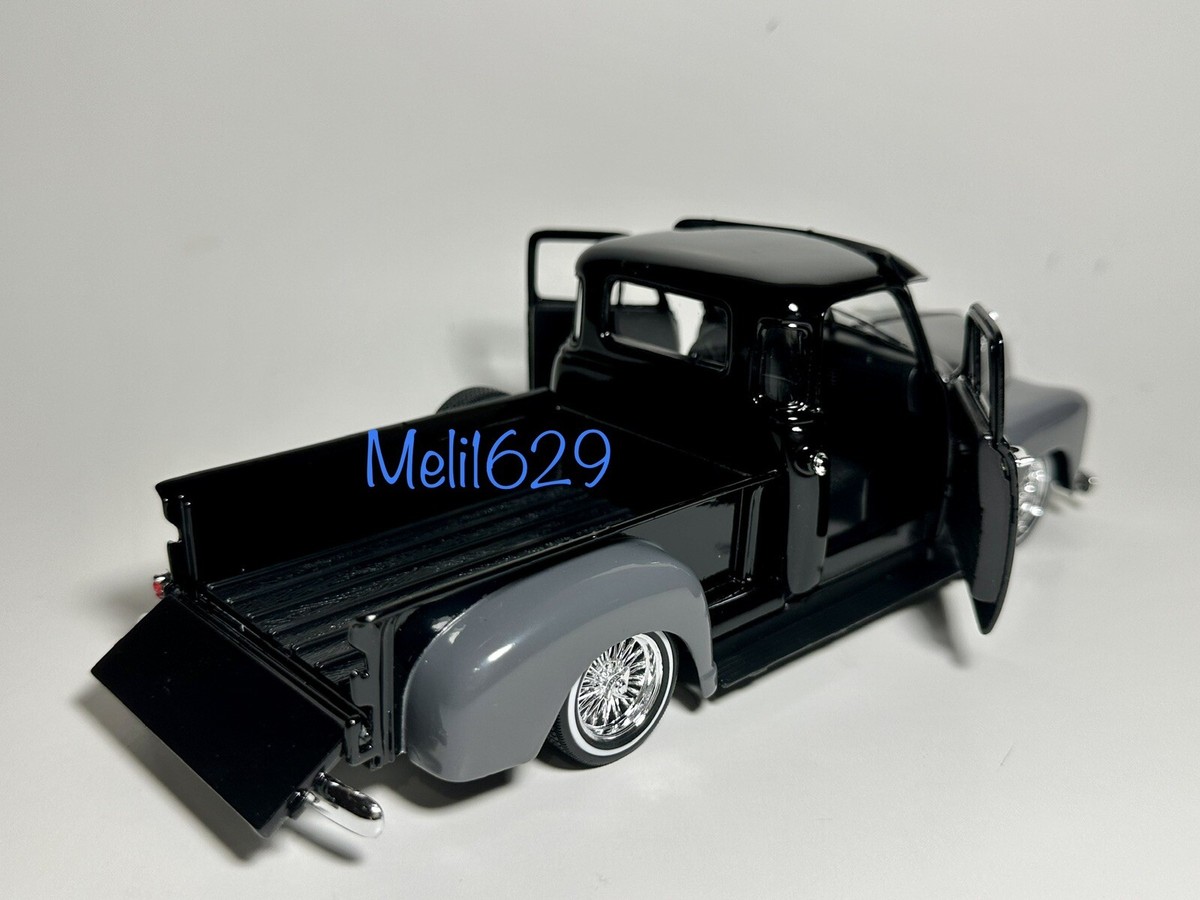 ウェリー 1/24 1953 シボレー 3100 ピックアップ - BLACK s-l400.jpg