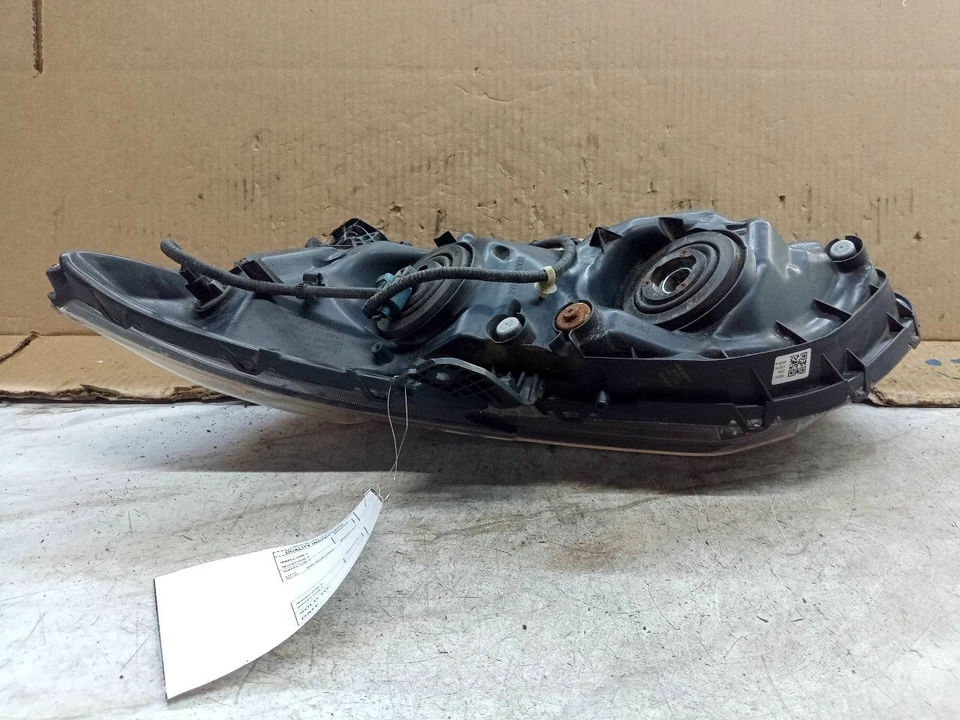 Used Left Headlight Assembly fits: 2012 Honda Civic L. MX Sdn Hybrid Left Grade - Imagem 2 de 4