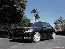 Cars mercedes e550 Desk Mat Stitched