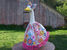 Large 23" Porch Goose Floral Print Dress with Lace Trim and Bow outfit