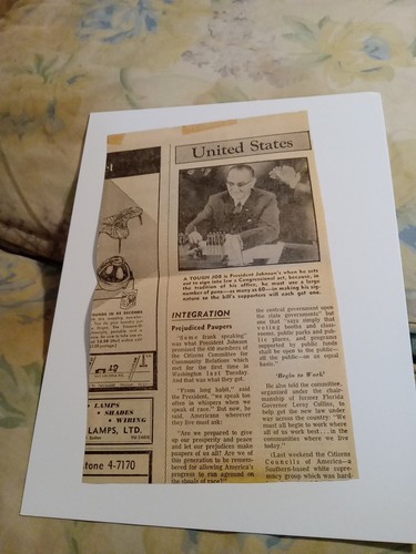 Beatles Fans Airport After COW PALACE Concert, Protesters Newspaper 60s - Picture 4 of 5