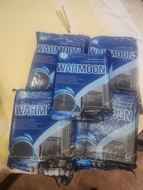 Warmoon Self-Absorbing Flood Barriers 5 Bags 8ft Sandless Water Activated Bag 