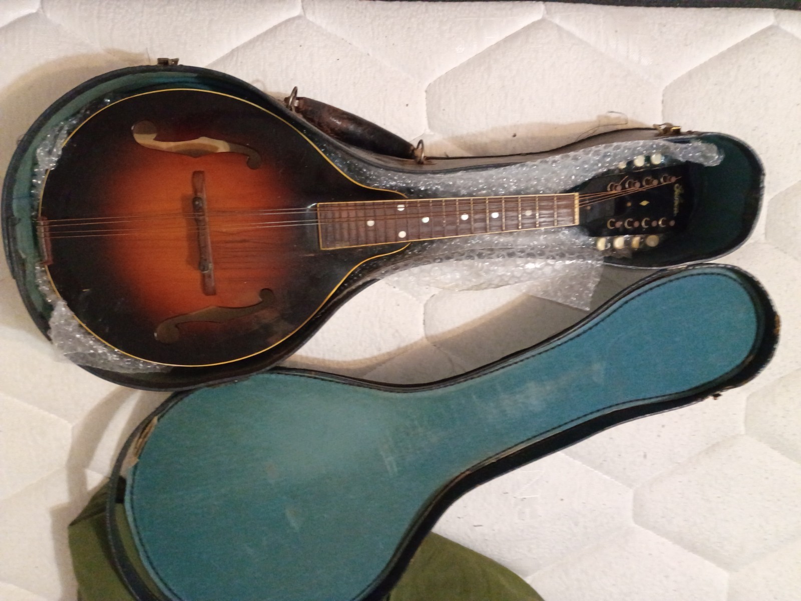 gibson mandolin