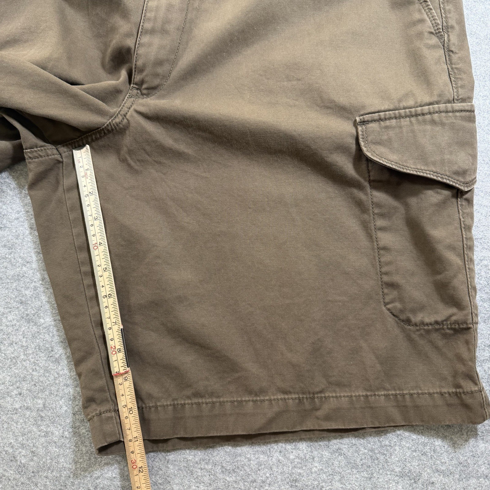 Dockers Cargo Shorts Men 46 Khaki Workwear Utility Durable Snap Pocket 11 Inseam thumbnail 8