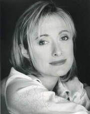 Caroline Goodall Autograph