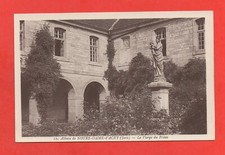 Abbaye de Notre Dame d'ACEY - La Vierge du préau  (J8467)