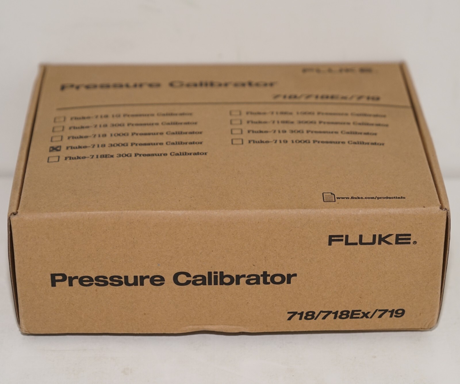 FLUKE 718300G PRESSURE CALIBRATOR 12 TO 30 PSI 850 mbar to 20 bar